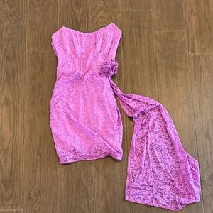 Elegant Pink Strapless Dress with Floral Detail